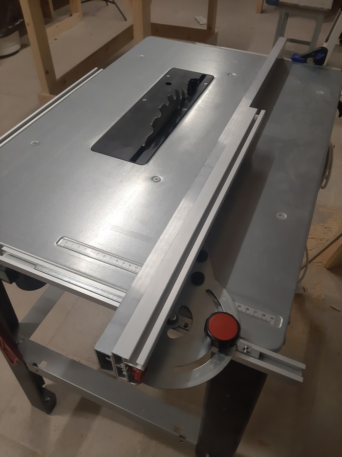 Параллельный упор для распиловочного станка METABO TKHS 315 C Распиловочный станок, Доработка, Станок, Деревообрабатывающий станок, Длиннопост, Видео, Вертикальное видео