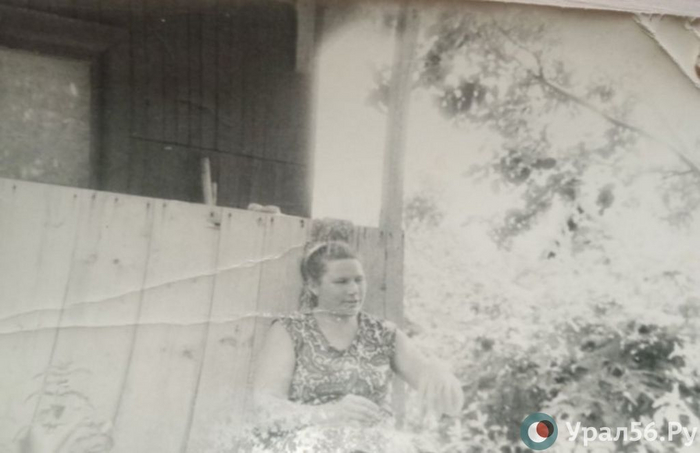 На демонстрацию или в огород. Как 1 Мая отмечали жители Орска во время СССР? Оренбургская область, Ретро, 1 мая, СССР, Длиннопост, Лесопитомник, Лесовосстановление, Саженцы