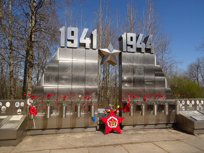 9 ���, �����