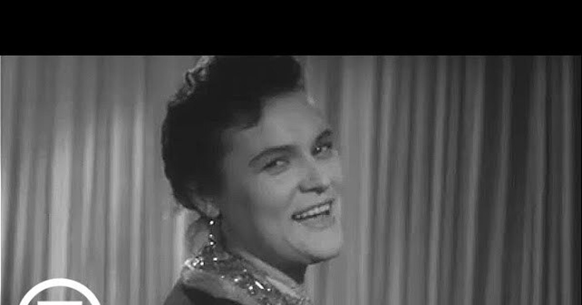 На побывку едет текст. А у нас во дворе слова песни. Хорошие девчата ноты. Песня у девчат переполох. На побывку едет молодой моряк ноты для баяна.