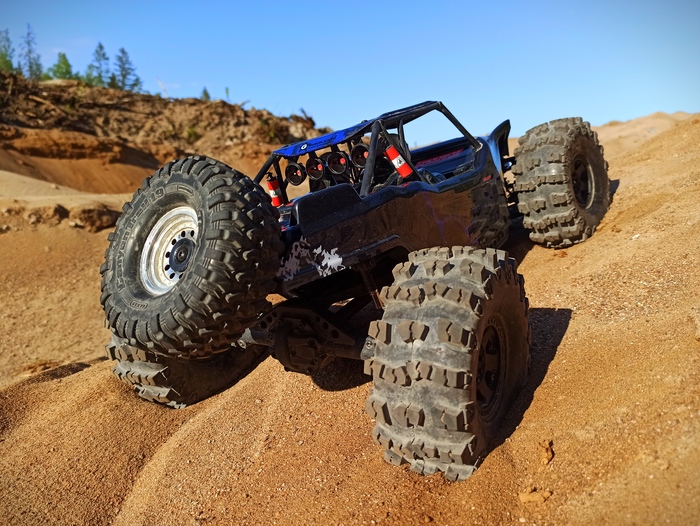 1/8 Scale RC Desert Truck  , , , , 