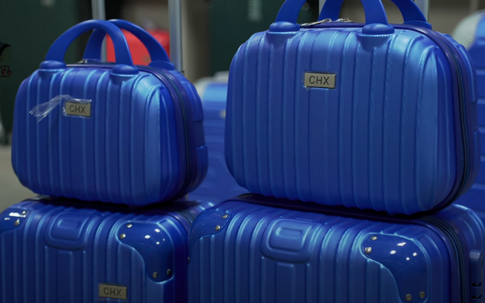 Полный процесс производства чемодана на китайской фабрике