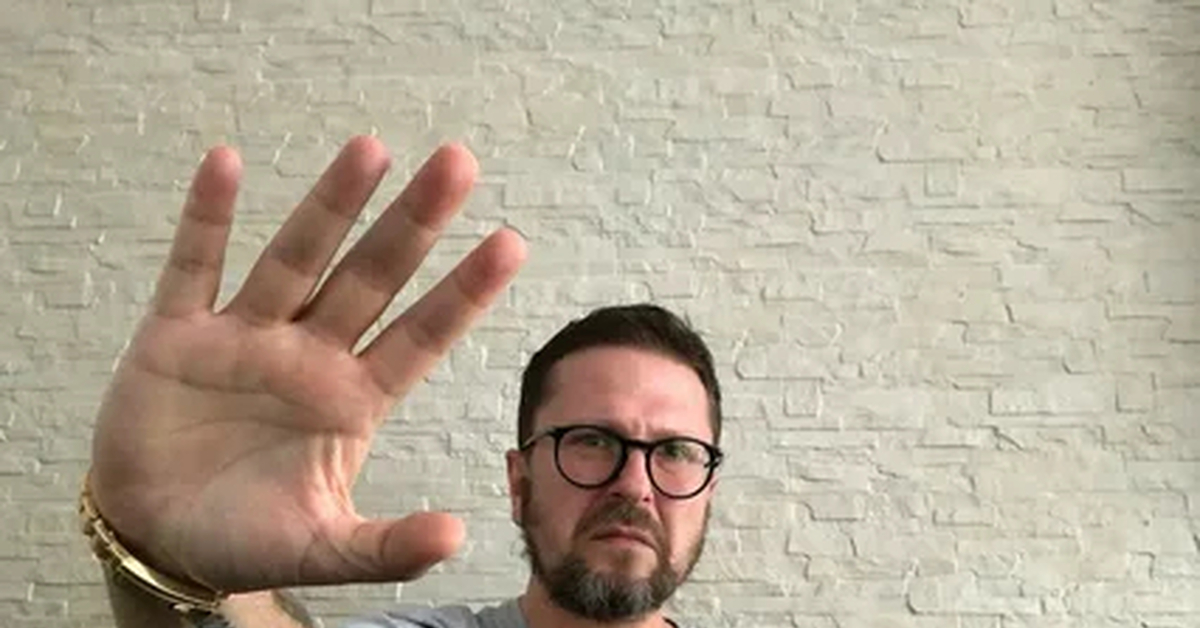 Анатолий шарий телеграм. Блоггер анатолий шарий фото. Анатолий шарий журналист. Анатолий анатольевич шарий. Шарий суды.