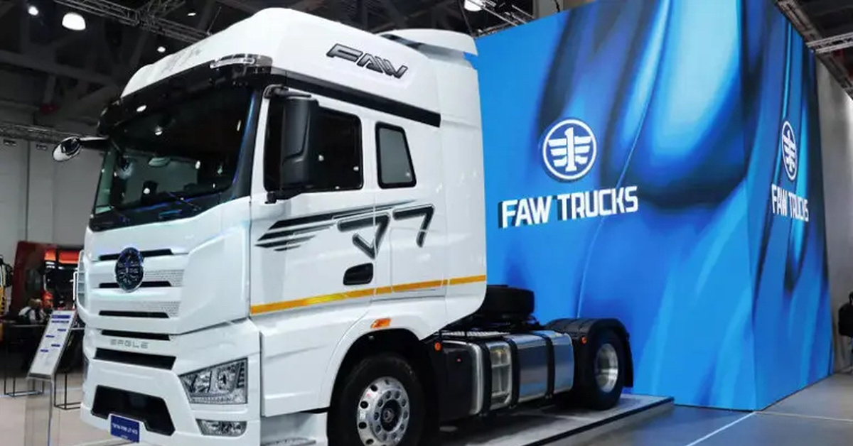 Faw 2021 самосвал. Faw j7 характеристики. Седельный тягач faw j7 4х2. Faw j7 тягач 4х2. Faw 6 6 тягач.