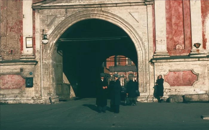 В объективе американского шпиона. Уникальные цветные фотографии Москвы 1950-х СССР, Москва, Историческое фото, Длиннопост, 50-е В объективе американского шпиона. Уникальные цветные фотографии Москвы 1950-х СССР, Москва, Историческое фото, Длиннопост, 50-е