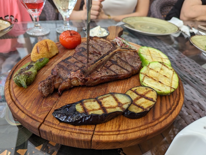 Я тоже поел мясца сегодня