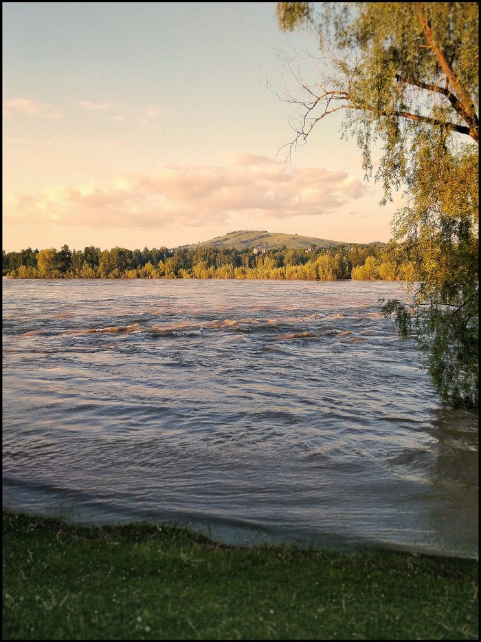 Закат на Катуни