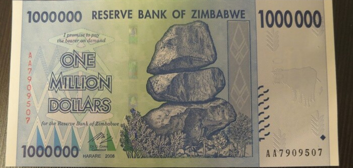 Миллион долларов в рублях 2023. Купюра миллион долларов Зимбабве. Купюра 100 триллионов долларов Зимбабве. Банкнота 1000000 (1 миллион) долларов 2008 Зимбабве. Купюра в 1 миллиард долларов Зимбабве.