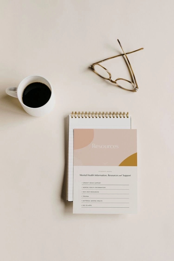 Хвалить нельзя ругать. Где поставить запятую?