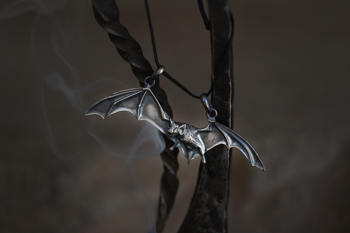 Подвеска "летучая мышь"