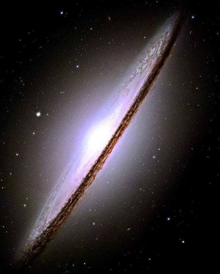  ,     104  NGC 4594,       , , , ,  , 