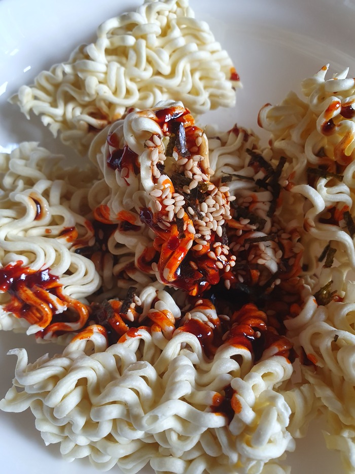 Лапша Samyang Hot Chicken Flavor Ramen 2x Spicy | Пикабу