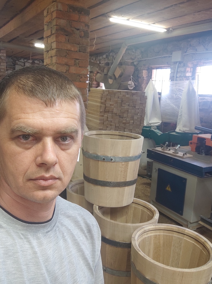 А мы делаем дубовые бочки