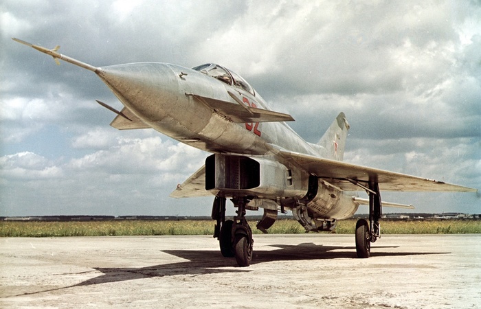 Экспериментальный истребитель Е-8. Самый неизвестный МиГ Техника, Авиация, Военная техника, Истребитель, МИГ, Длиннопост