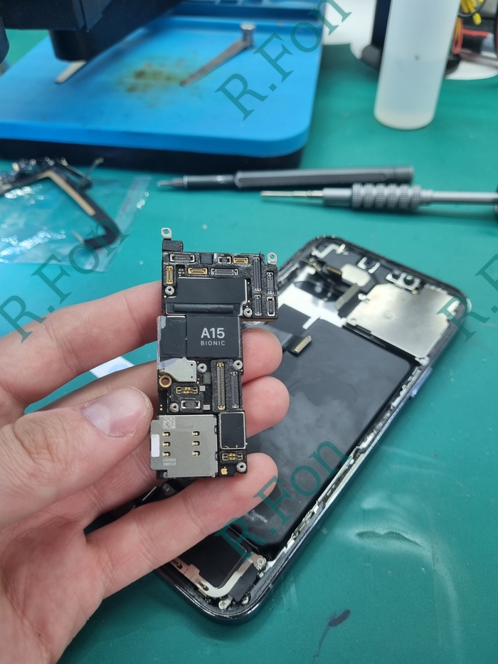 Не работает зарядка на айфоне