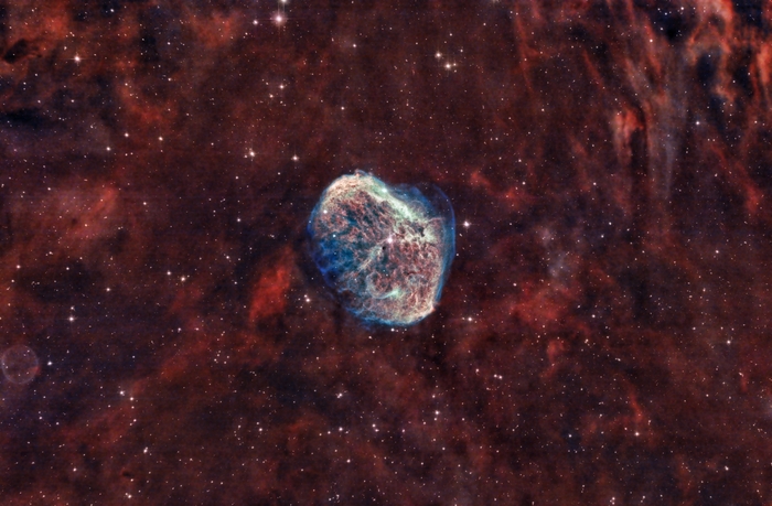   (NGC6888)