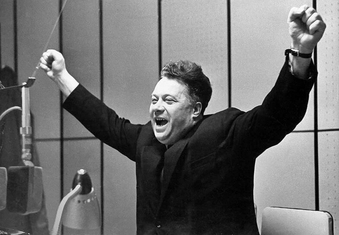 Великий комментатор