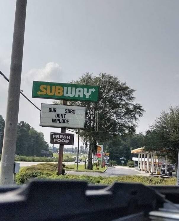 "Наши подлодки не взрываются"