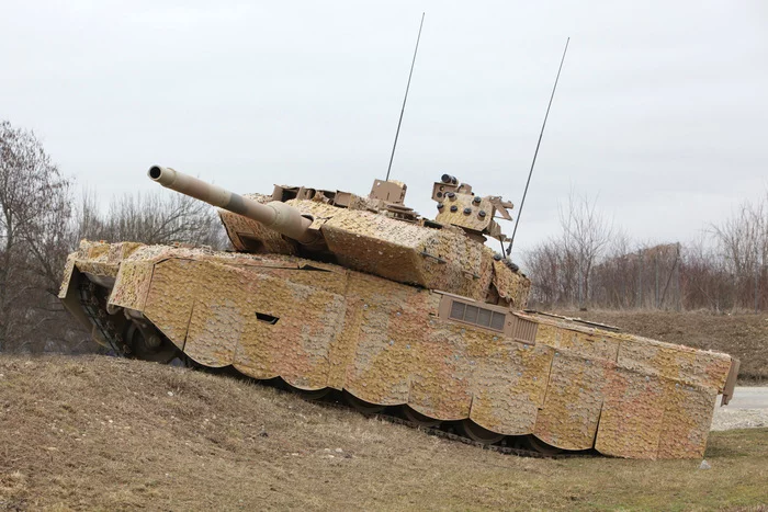Наследник «Тигров» и «Пантер». Leopard 2A6 (перезалив) Моделизм, Стендовый моделизм, Сборная модель, Хобби, Миниатюра, Своими руками, Рукоделие без процесса, Масштабная модель, Коллекция, Коллекционирование, Танки, Бронетехника, Техника, Военная техника, ОБТ, Европа, История (наука), Интересное, Холодная война, Германия, Видео, Длиннопост