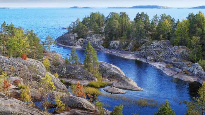 Хочу в Карелию. Подскажите где остановиться) примерно Лахденпохья