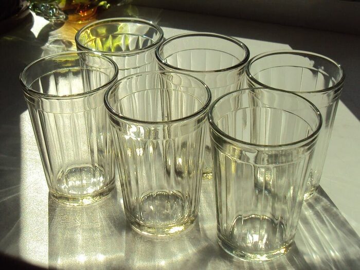 История появления и интересные факты о граненом стакане