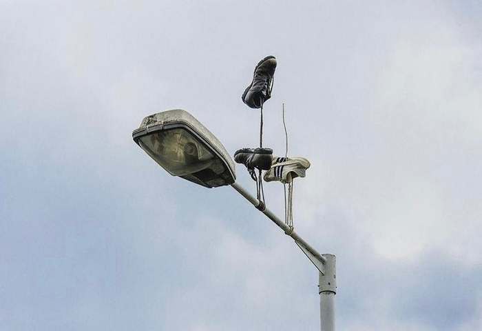 Cursed images RE#083