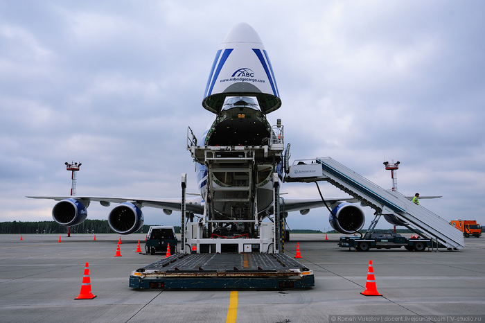     Boeing 747-8F   , , , , 