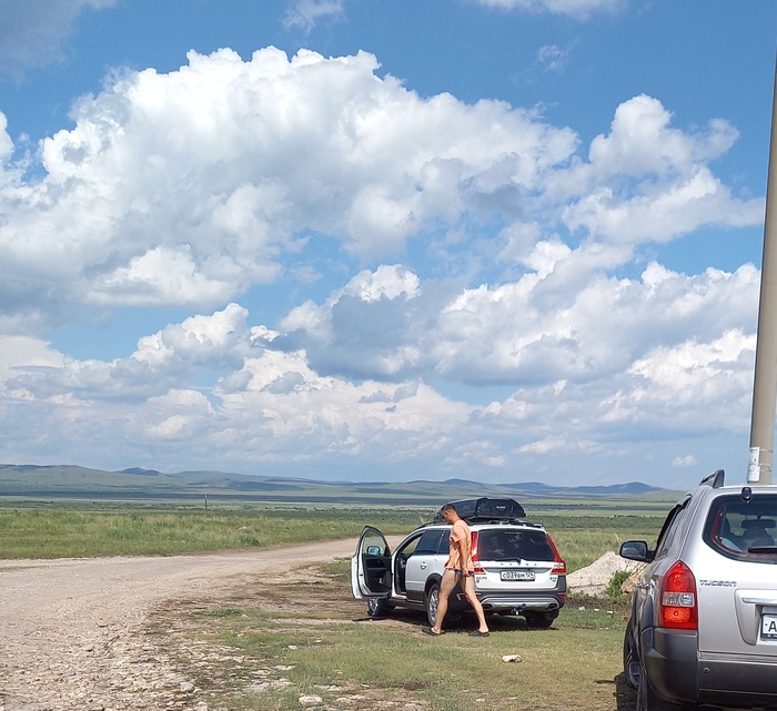 Мусор в степи