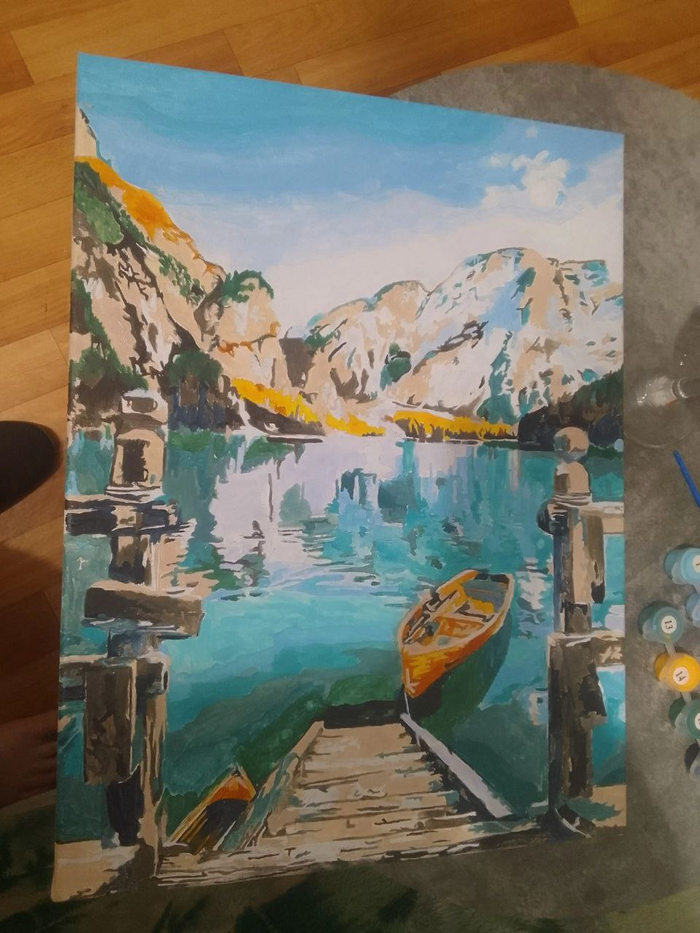 Подруга нарисовала картину, оцените)