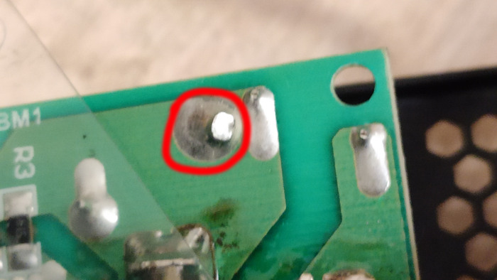 Как называется такой зажим для провода? | Пикабу