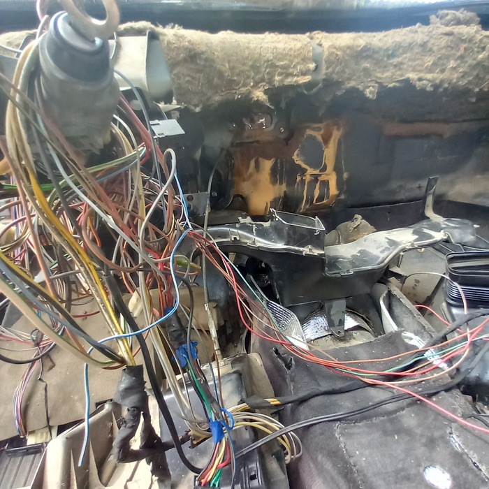 Тосол из светофора.. радиатор был съеден за 10 месяцев | Пикабу