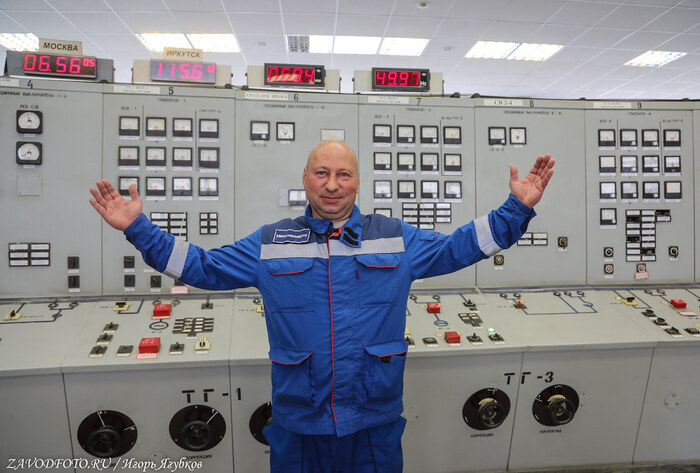 Из серии «Именно они делают Россию великой» / снято мной на ТЭЦ-6 в Братске