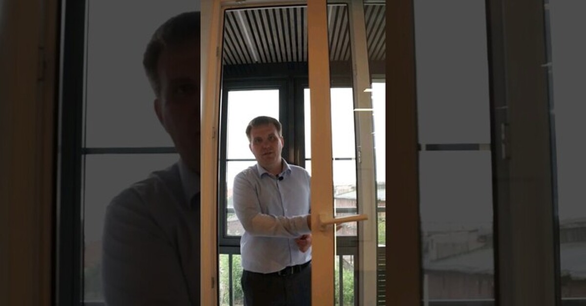 Раздвижная дверь на лоджию | Пикабу