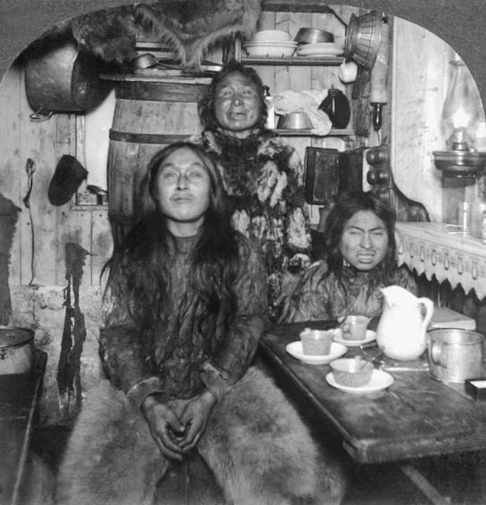 Семья из Аляски Прошлое, Общество, Культура, Фотография, История (наука), Старое фото, Черно-белое фото, Историческое фото, Аляска, США