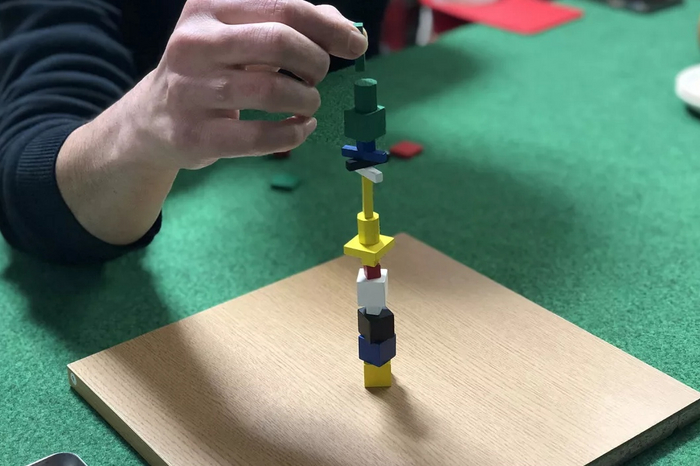 «Сплэш!» (изображения с сайта <!--noindex--><a href="https://pikabu.ru/story/top_100_nastolnyikh_igr_ot_mistera_lisa_9591_mesta_10598991?u=http%3A%2F%2Fboardgamegeek.com&t=boardgamegeek.com&h=9d63b2cdc996790a2ec86c4155af2e2ef2a3d62a" title="http://boardgamegeek.com" target="_blank" rel="nofollow noopener">boardgamegeek.com</a><!--/noindex-->)