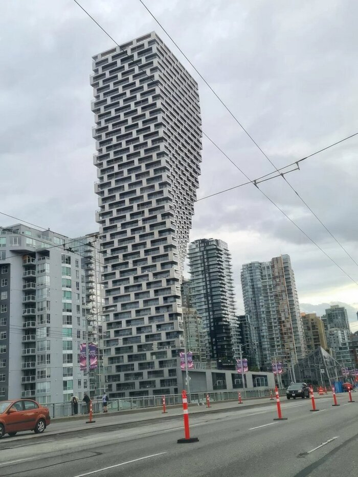 Страшновато