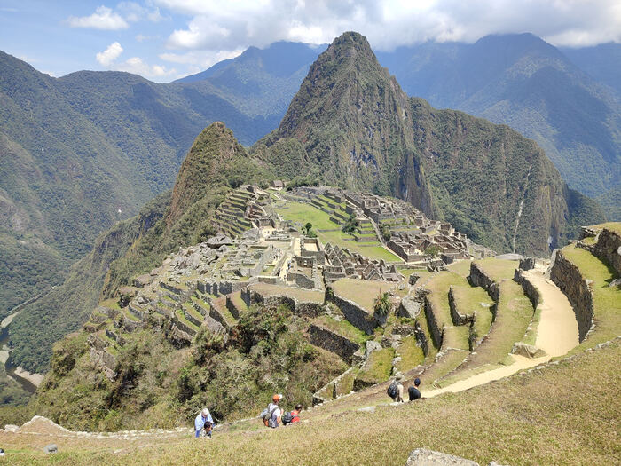 Агуас-Кальентес - волшебный город, куда нет дорог, и где живут гигантские бабочки Перу, Мачу-пикчу, Южная Америка, Латинская Америка, Лама, Длиннопост, Фотография