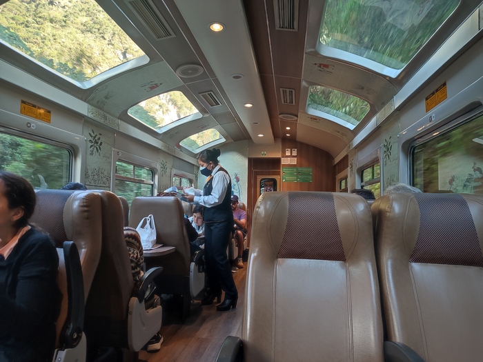 Агуас-Кальентес - волшебный город, куда нет дорог, и где живут гигантские бабочки Перу, Мачу-пикчу, Южная Америка, Латинская Америка, Лама, Длиннопост, Фотография