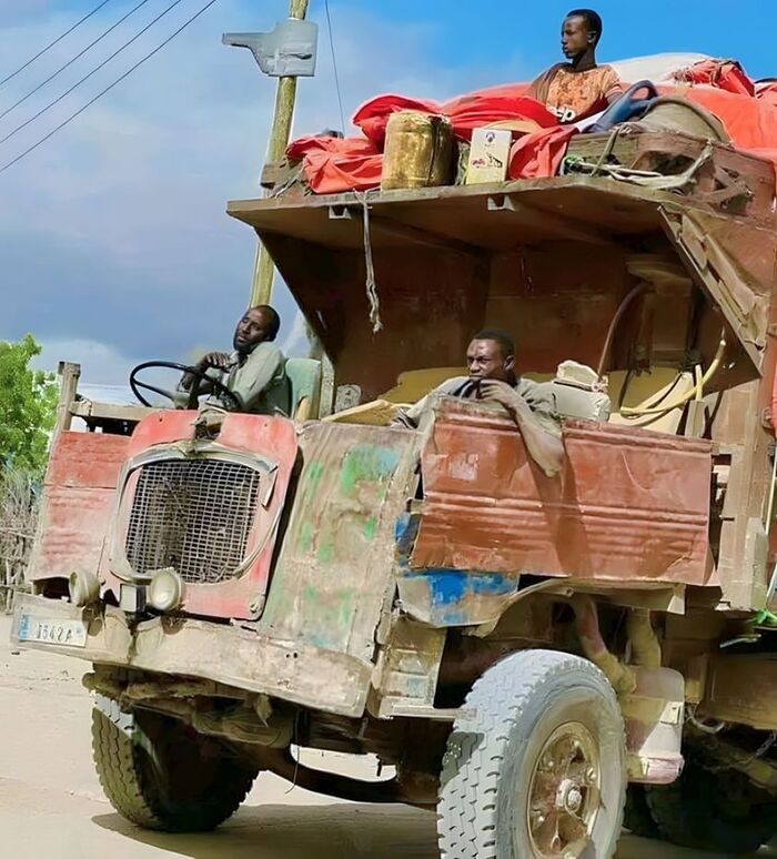 Хоть и старый, а зато надежный...