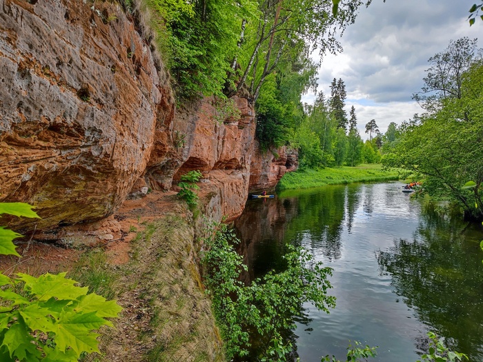 Дорожка к пещере