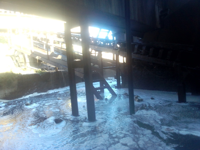 И всё то великолепное в чем она меня заменяет.