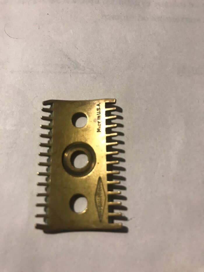 При детальном осмотре выяснилось, что зубцы не только загнутые но и имеют микротрещины