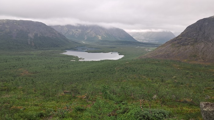 Вид с высоты на Малый Вудъявр.
