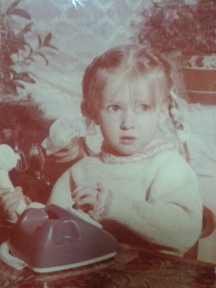 На фото моя родная сестра Сашка