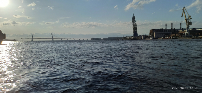 Выход в Неву