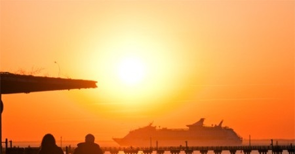 СОЛНЦЕ К МОРЮ СКЛОНЯЛОСЬ ДОВЕРЧИВО... | Пикабу