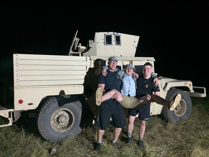 «Хаммер», к слову, получился на 20% больше своего реального прототипа.