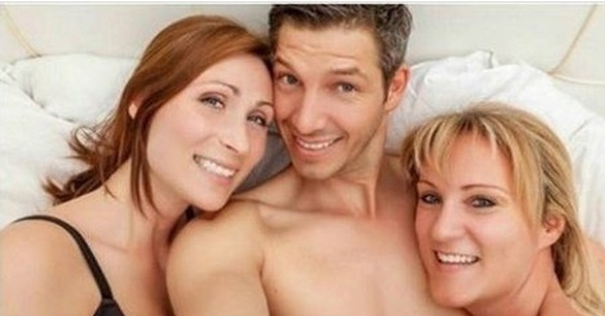 Threesome 2023. Свингерские семейные пары. Поменялись мужьями. Поменялись женами в постели.