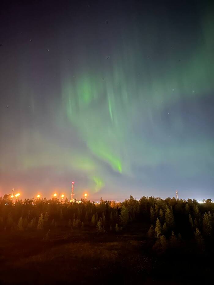Первый раз увидел полярное сияние