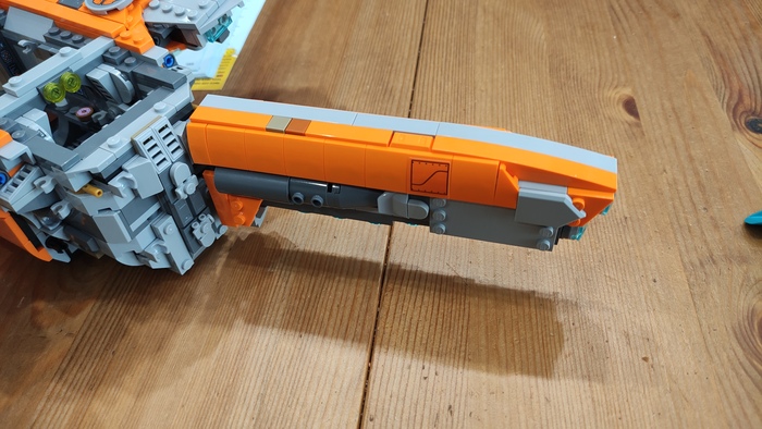 И сразу её устанавливаем.